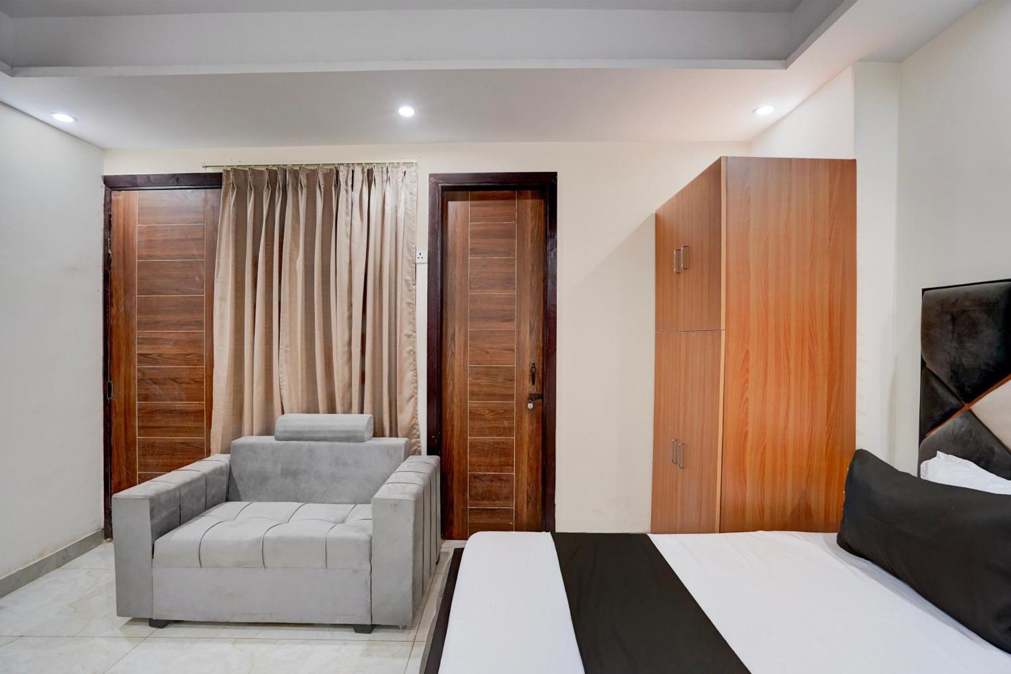 Hotel O R.N Residency Hotel Ghaziabad Ngoại thất bức ảnh