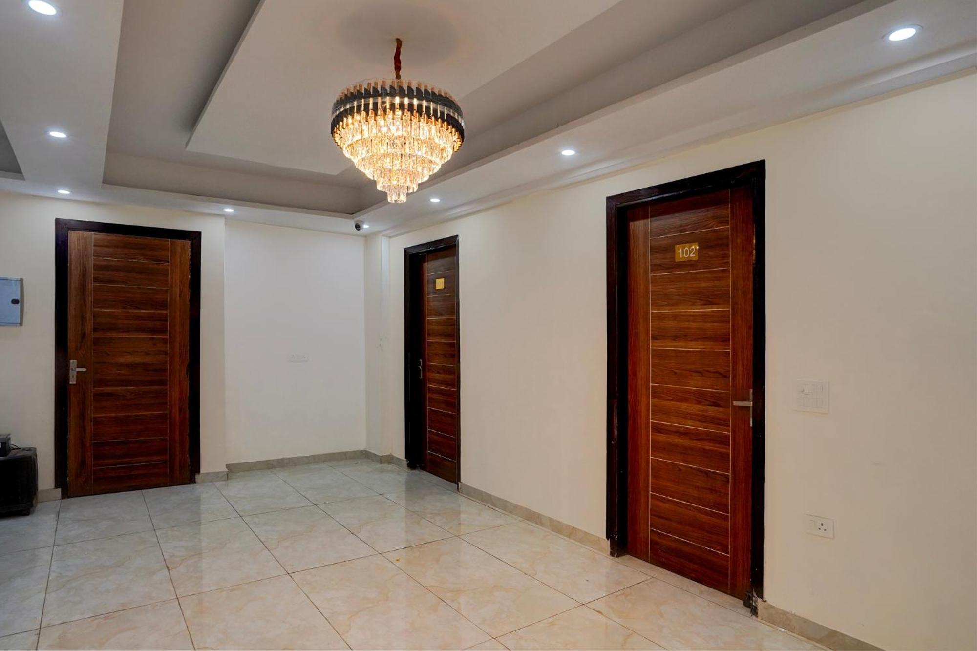 Hotel O R.N Residency Hotel Ghaziabad Ngoại thất bức ảnh